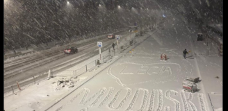 Tak kibic Legii PRZYWITAŁ NA ŚNIEGU Nowy Rok xD